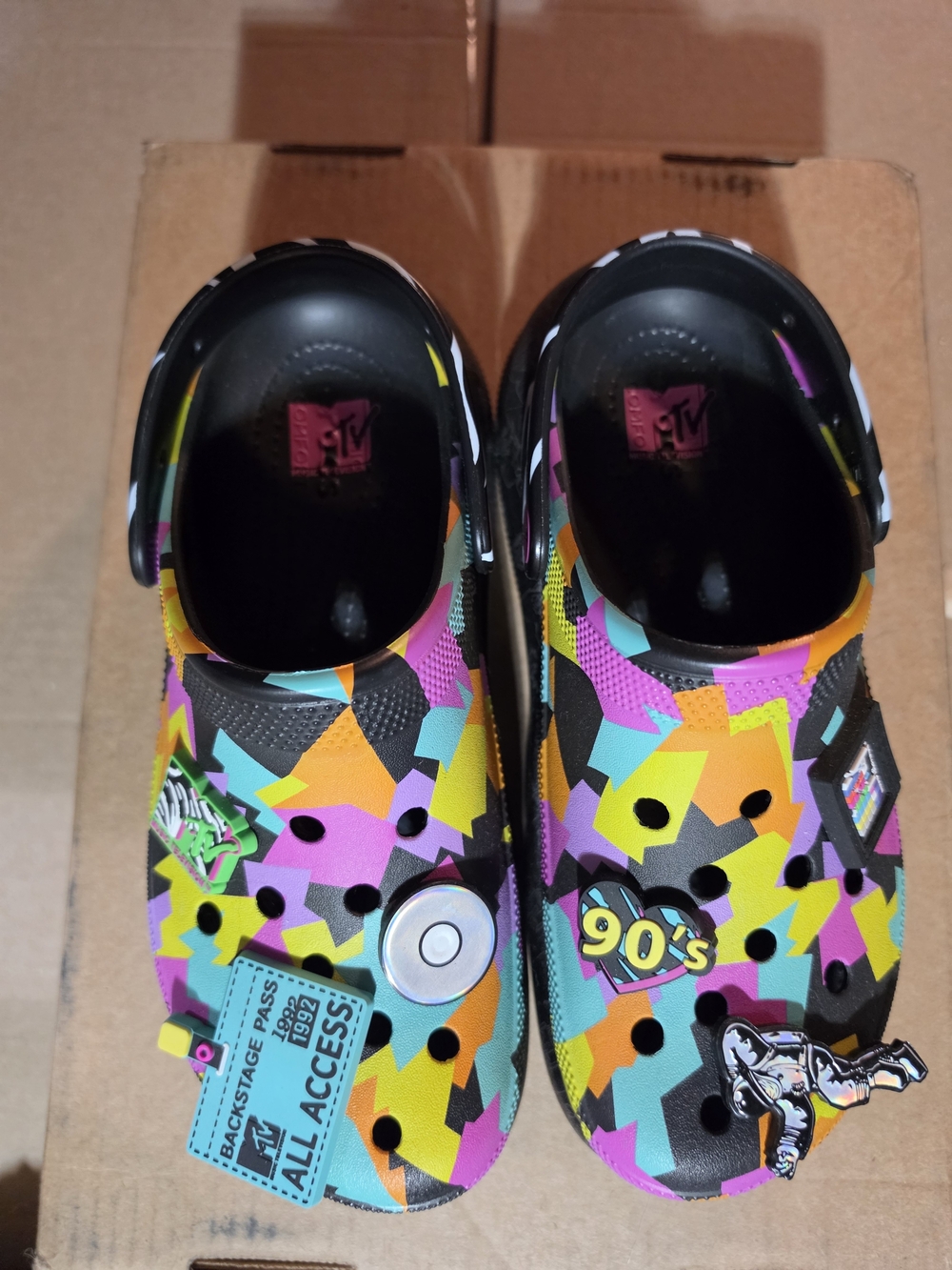 CROCS Clog in Black with Neon Multicolor 90s Pattern